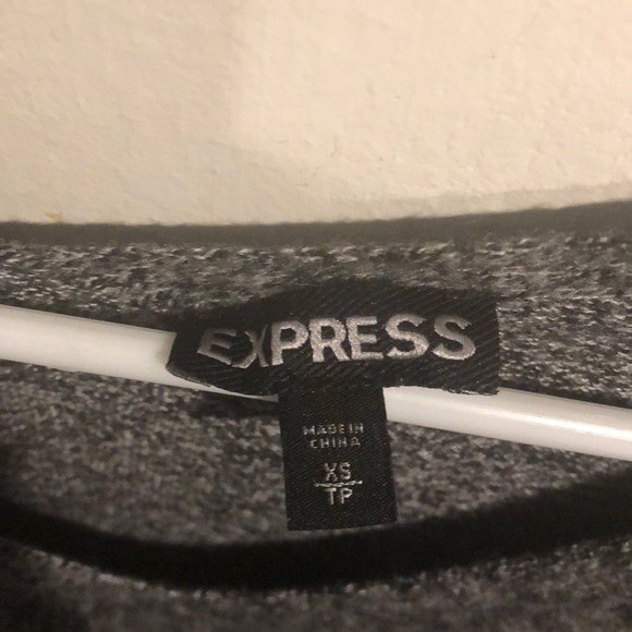 Gray long sleeve sweater - Picture 2 of 3